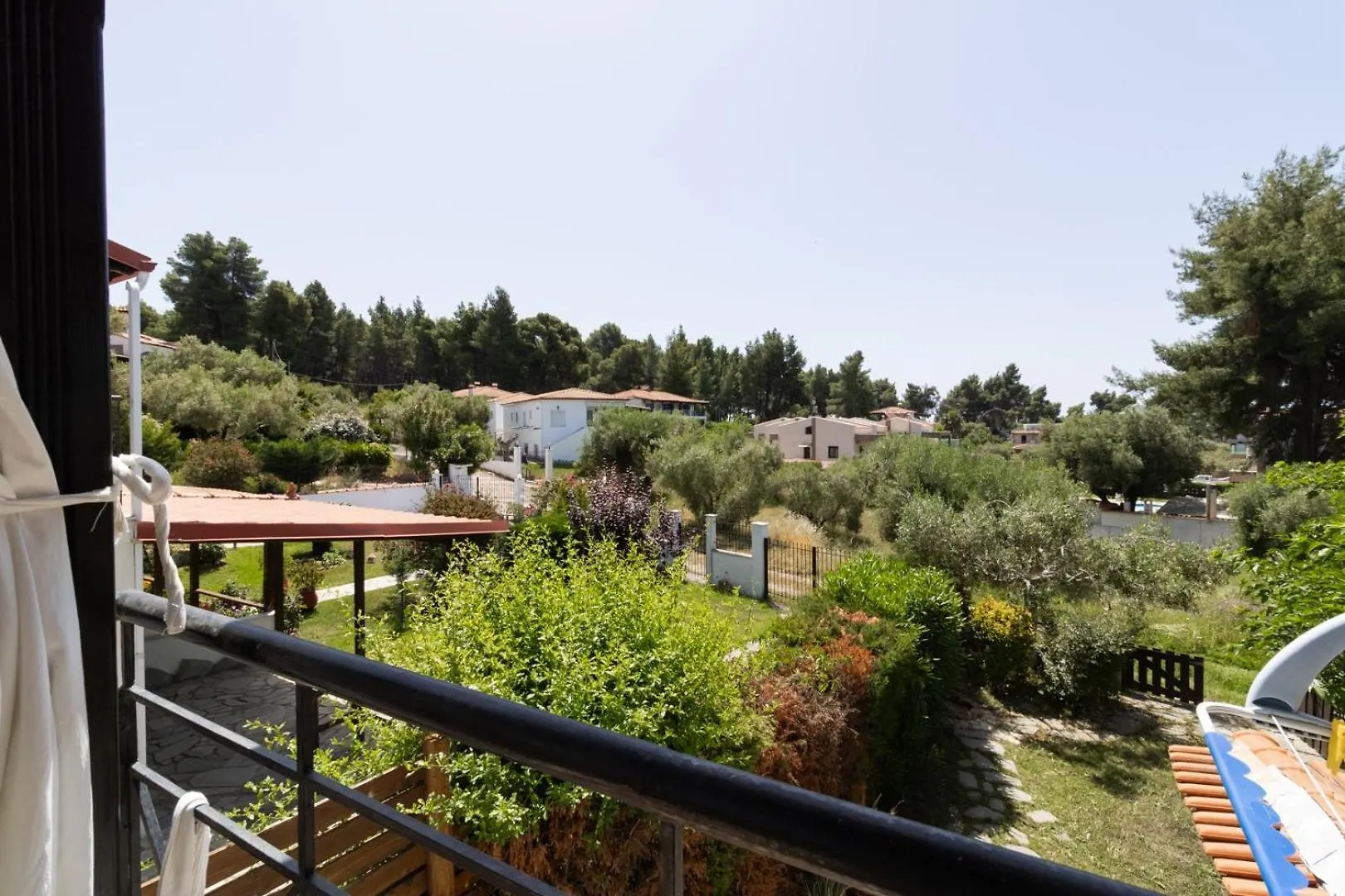 The Chain Well Maisonette Nikiti  Holiday home